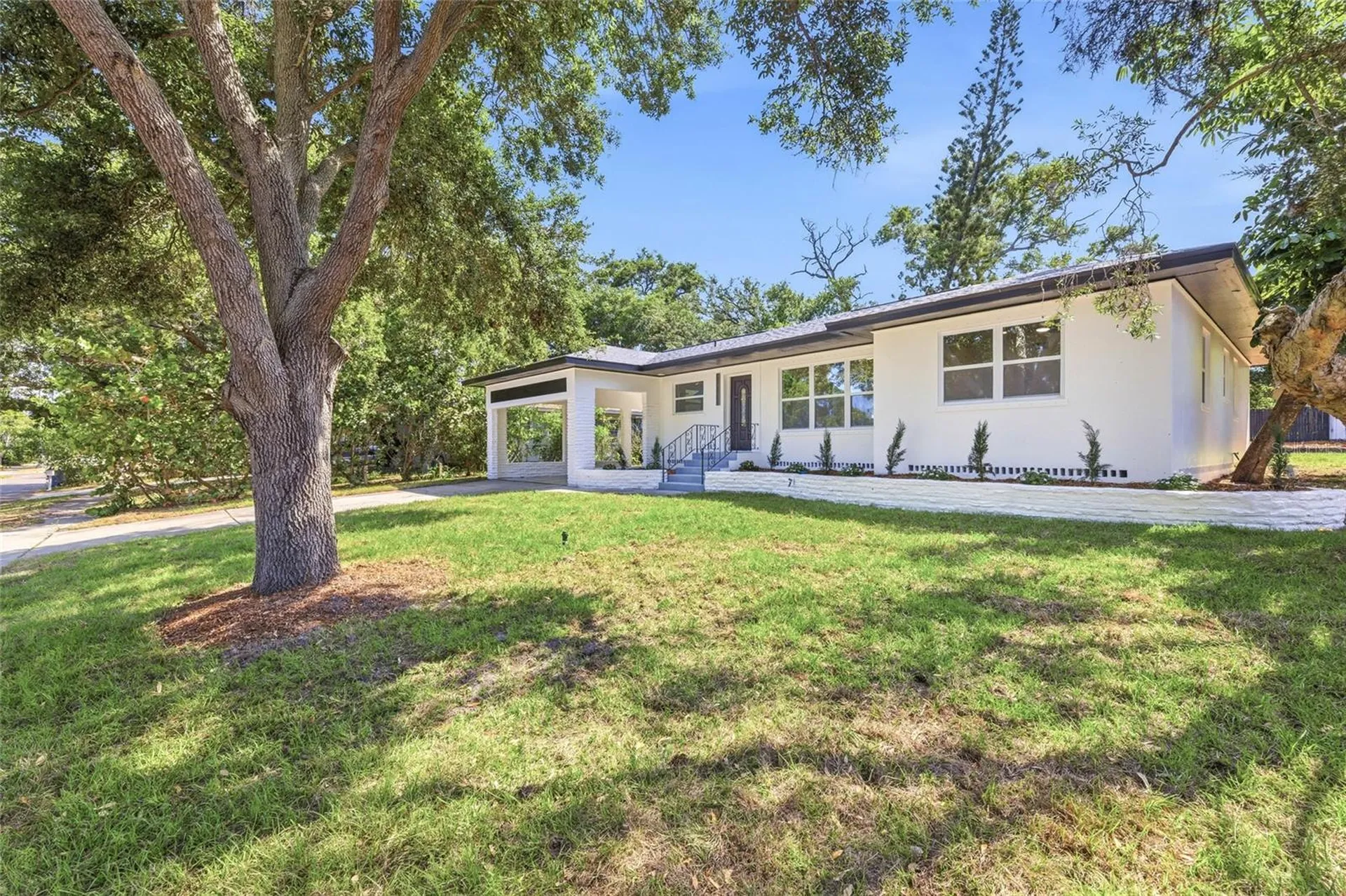 111 Orangeview Avenue Clearwater FL 33755