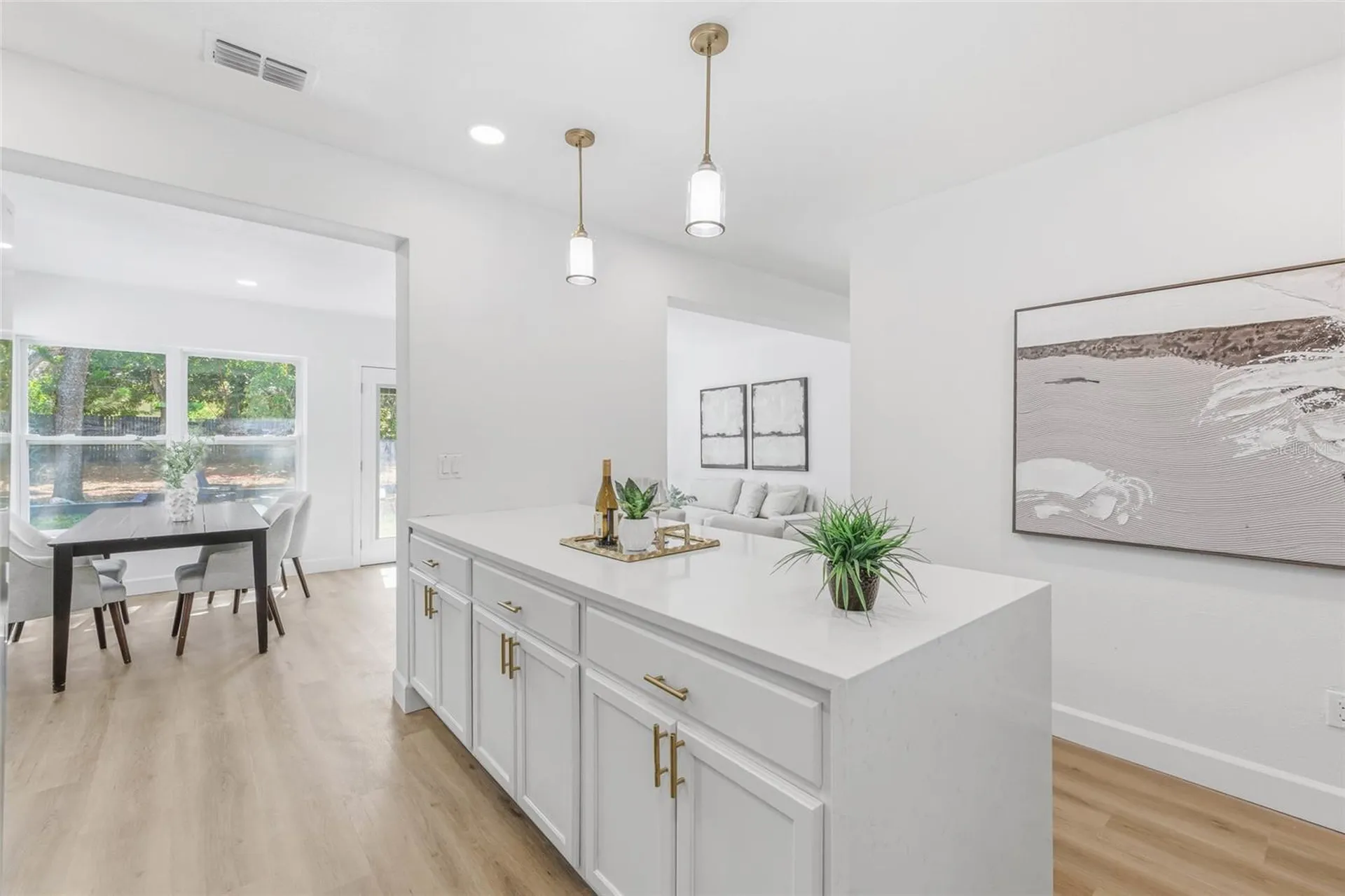 111 Orangeview Avenue Clearwater FL 33755