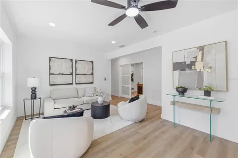 111 Orangeview Avenue Clearwater FL 33755