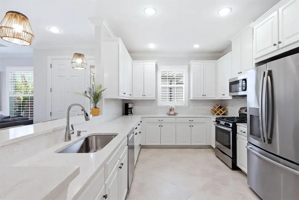 5819 Cavano Drive Sarasota FL 34231