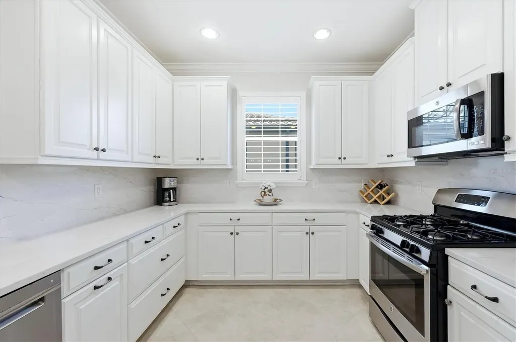 5819 Cavano Drive Sarasota FL 34231