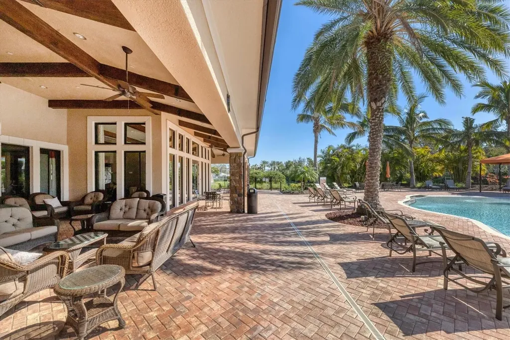 5819 Cavano Drive Sarasota FL 34231