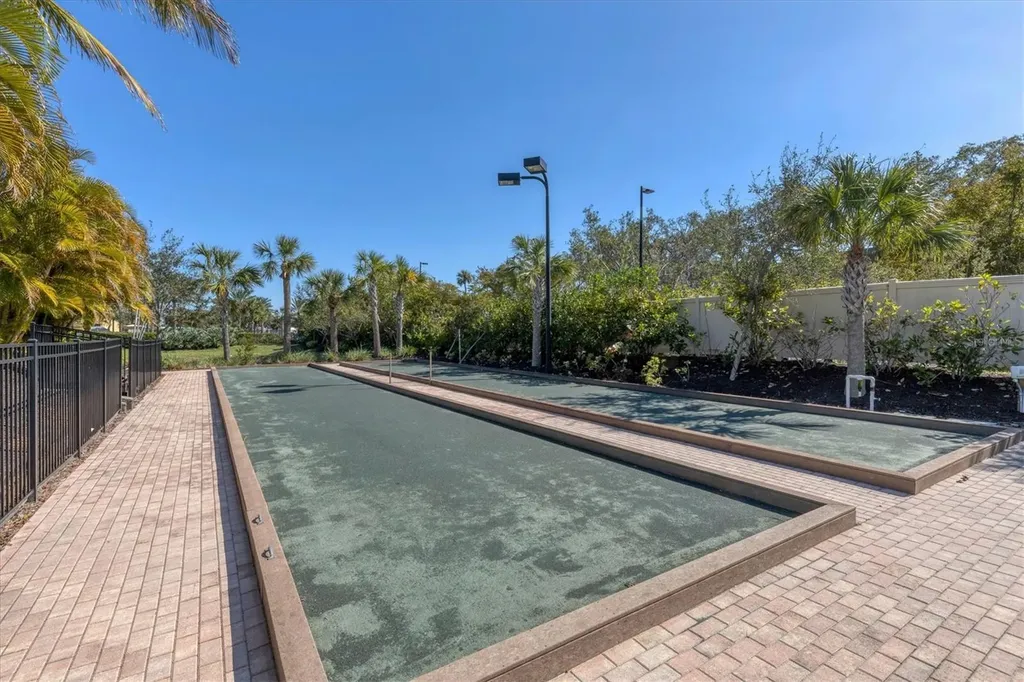 5819 Cavano Drive Sarasota FL 34231