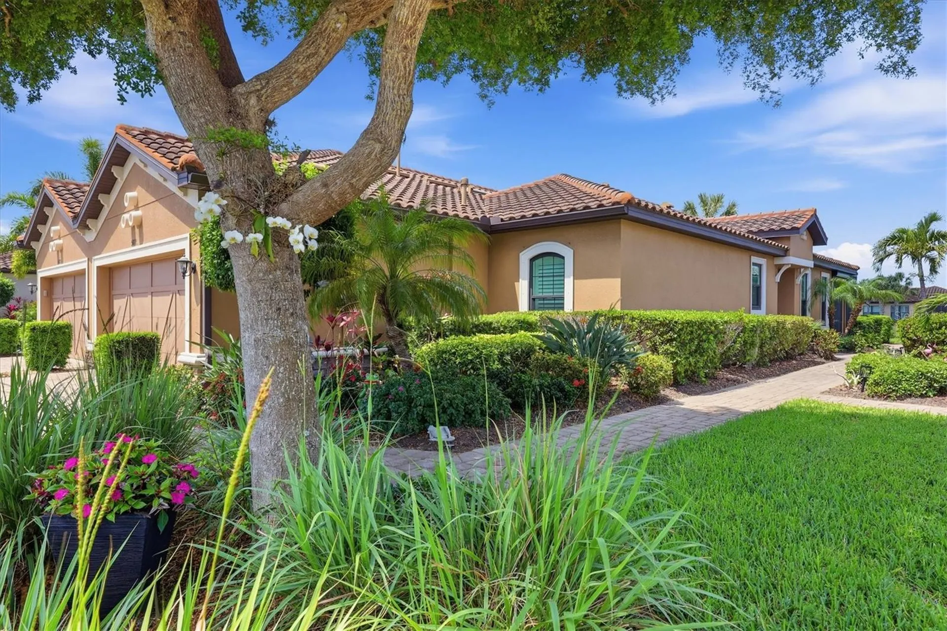 5819 Cavano Drive Sarasota FL 34231