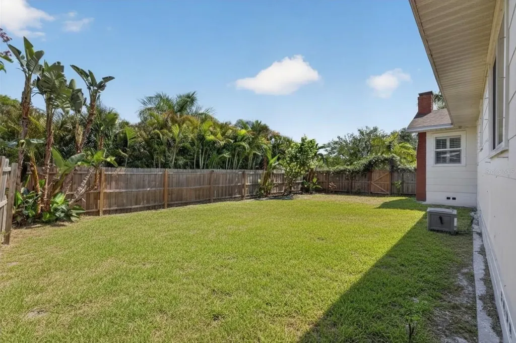 2400 9th Avenue N St Petersburg FL 33713