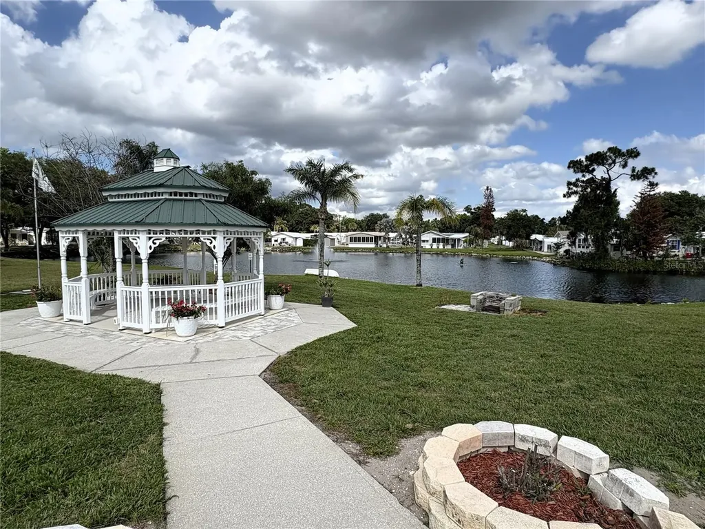 446 Citrus Ridge Davenport FL 33837