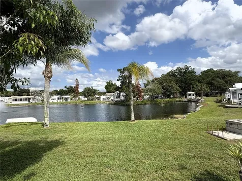 446 Citrus Ridge Davenport FL 33837