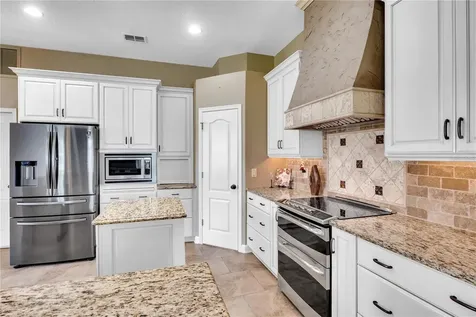713 Cedarwood Court Orlando FL 32828