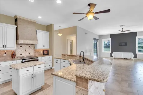 713 Cedarwood Court Orlando FL 32828