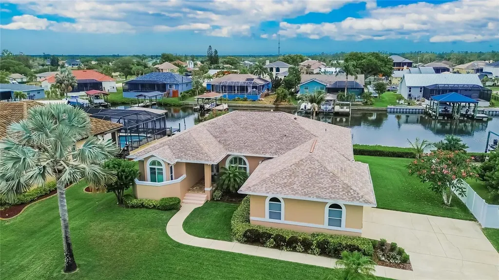 806 Eagle Lane Apollo Beach FL 33572