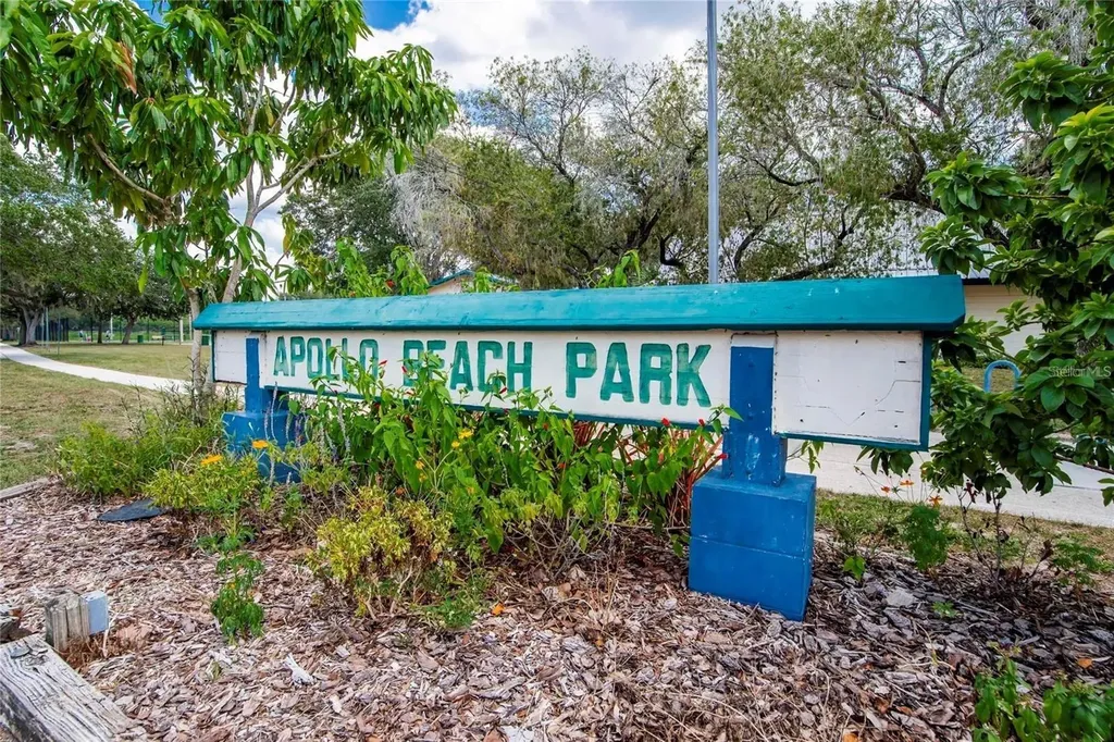 806 Eagle Lane Apollo Beach FL 33572