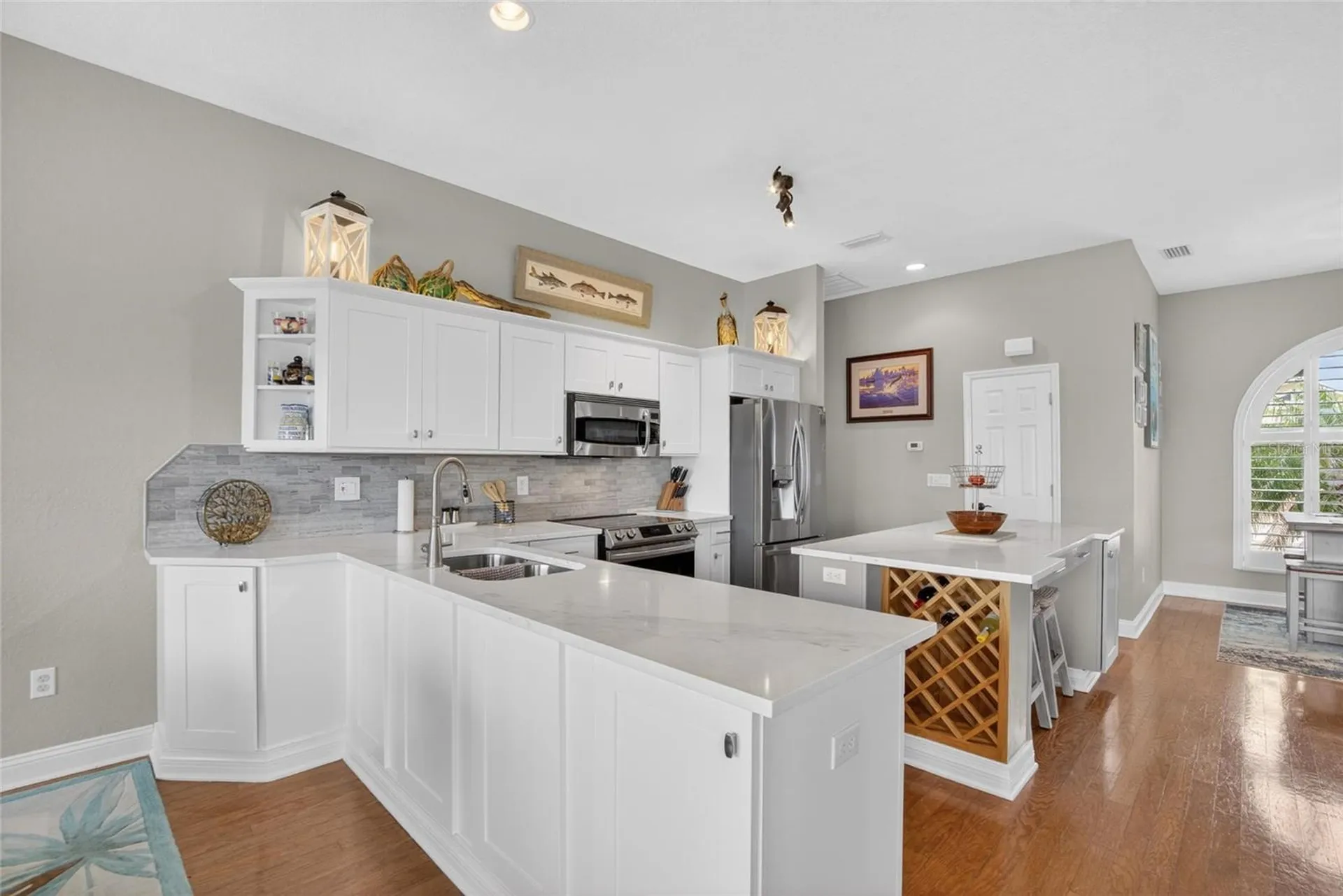 806 Eagle Lane Apollo Beach FL 33572