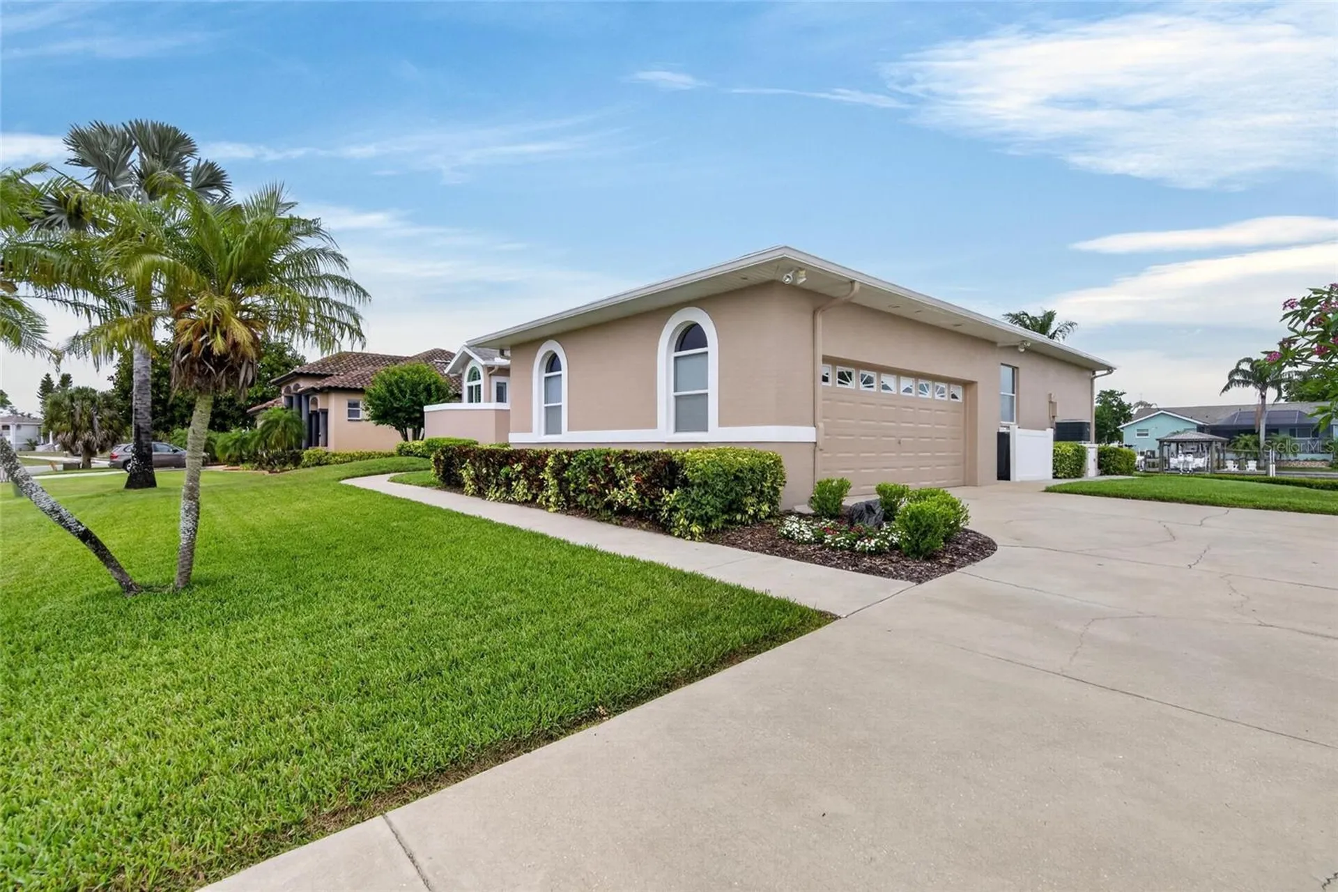 806 Eagle Lane Apollo Beach FL 33572