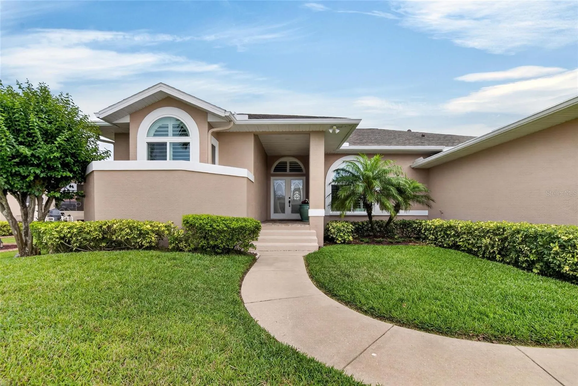 806 Eagle Lane Apollo Beach FL 33572