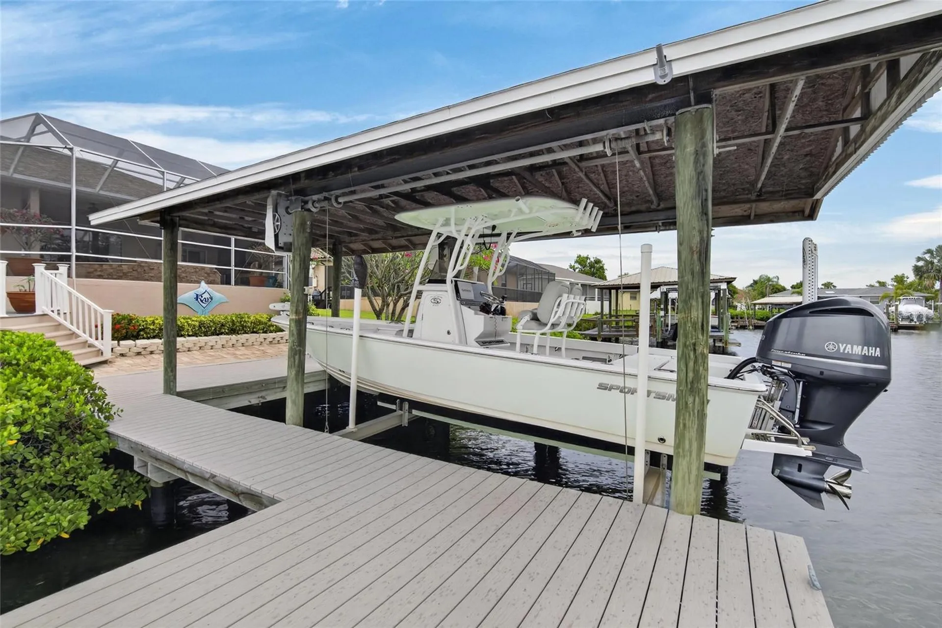 806 Eagle Lane Apollo Beach FL 33572