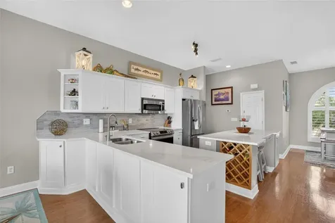 806 Eagle Lane Apollo Beach FL 33572