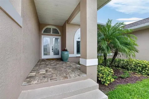 806 Eagle Lane Apollo Beach FL 33572
