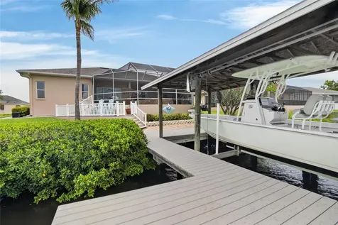 806 Eagle Lane Apollo Beach FL 33572