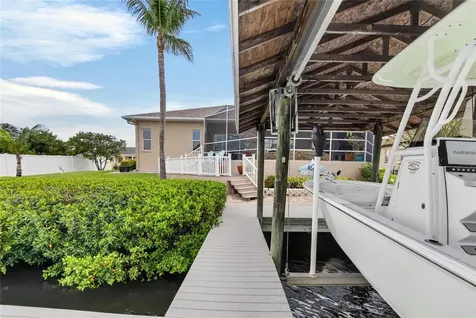 806 Eagle Lane Apollo Beach FL 33572