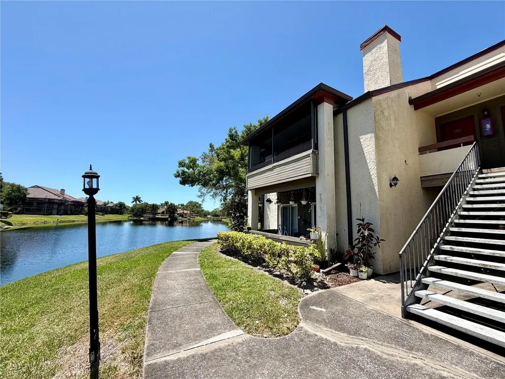 10265 Gandy Boulevard N St Petersburg FL 33702