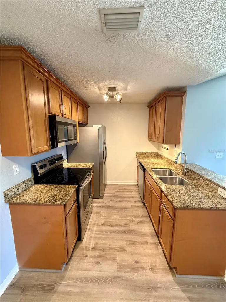 10265 Gandy Boulevard N St Petersburg FL 33702