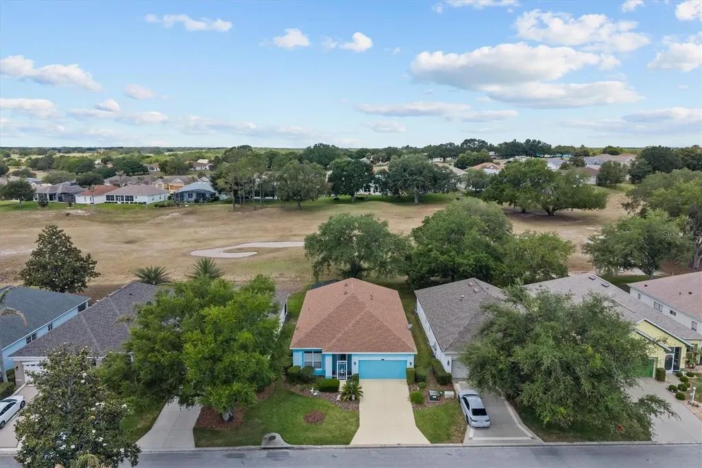 24357 Amberleaf Court Leesburg FL 34748