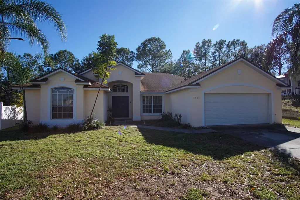 5434 Loma Vista Loop Davenport FL 33896