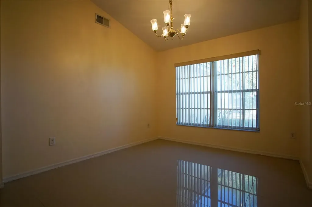 5434 Loma Vista Loop Davenport FL 33896