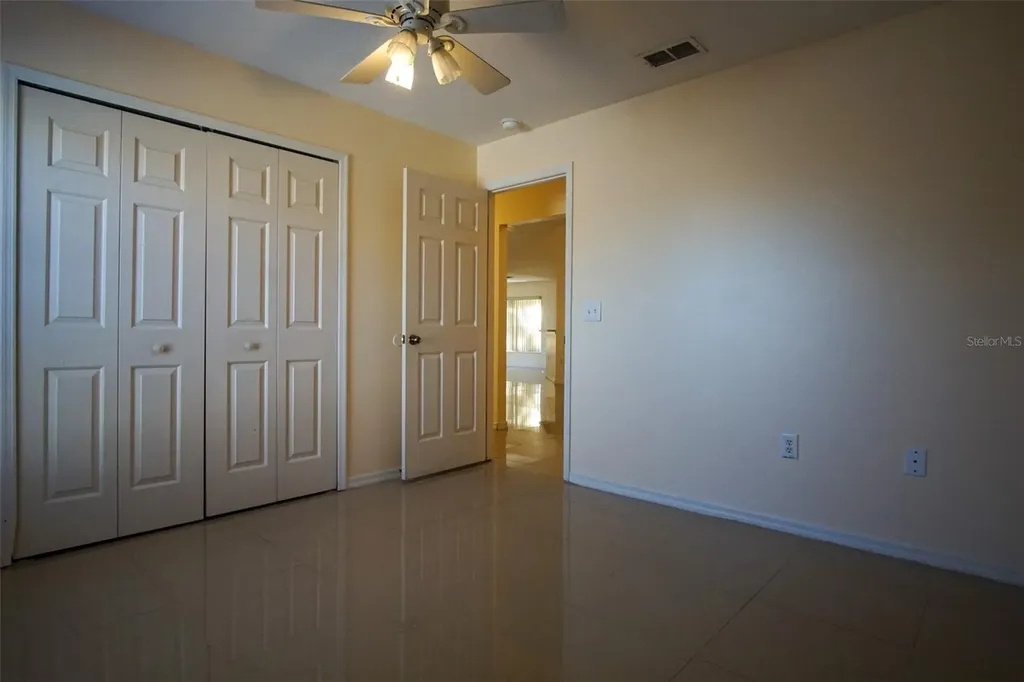 5434 Loma Vista Loop Davenport FL 33896