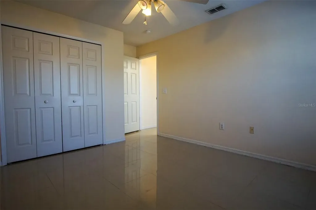 5434 Loma Vista Loop Davenport FL 33896