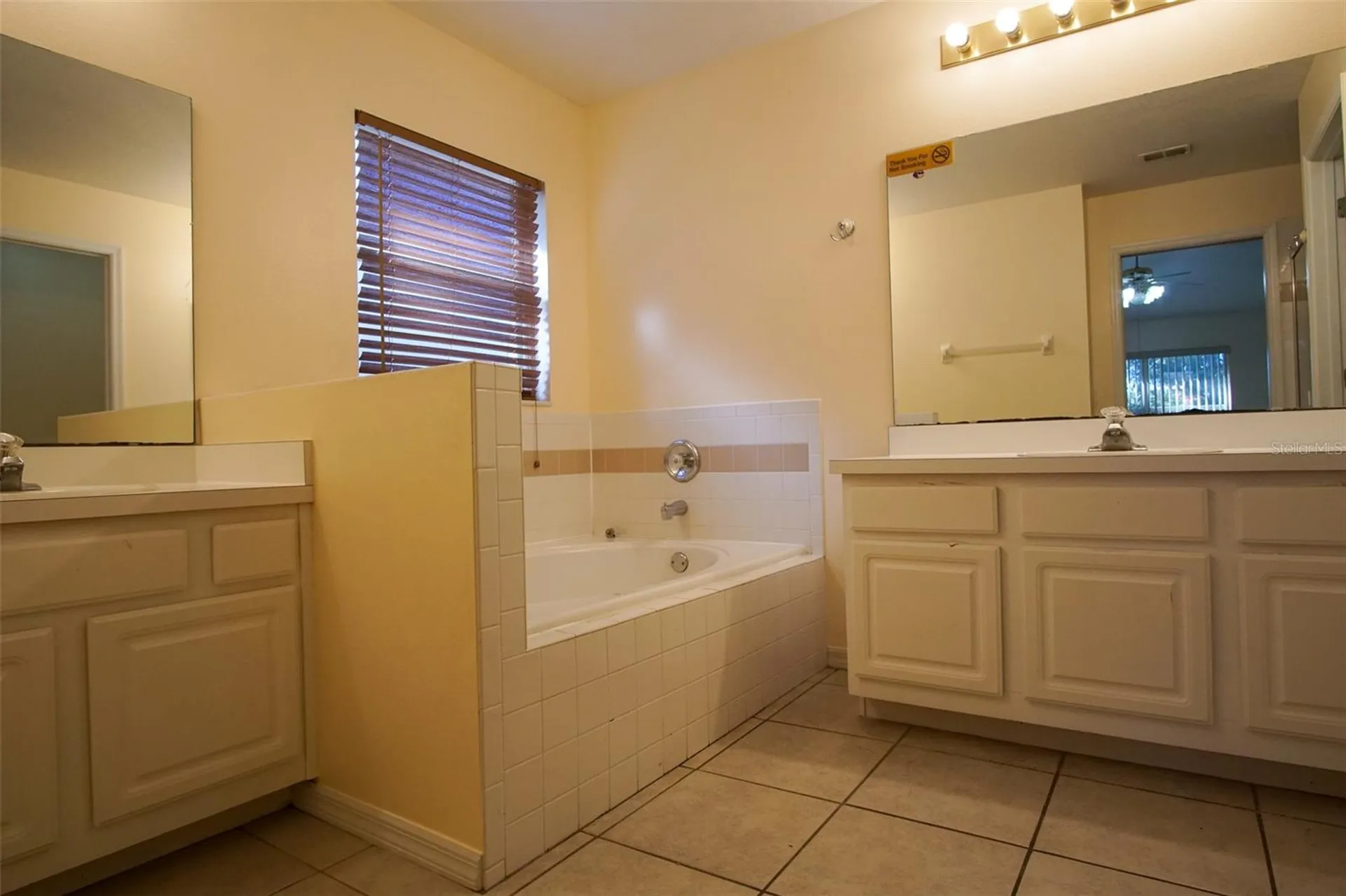 5434 Loma Vista Loop Davenport FL 33896