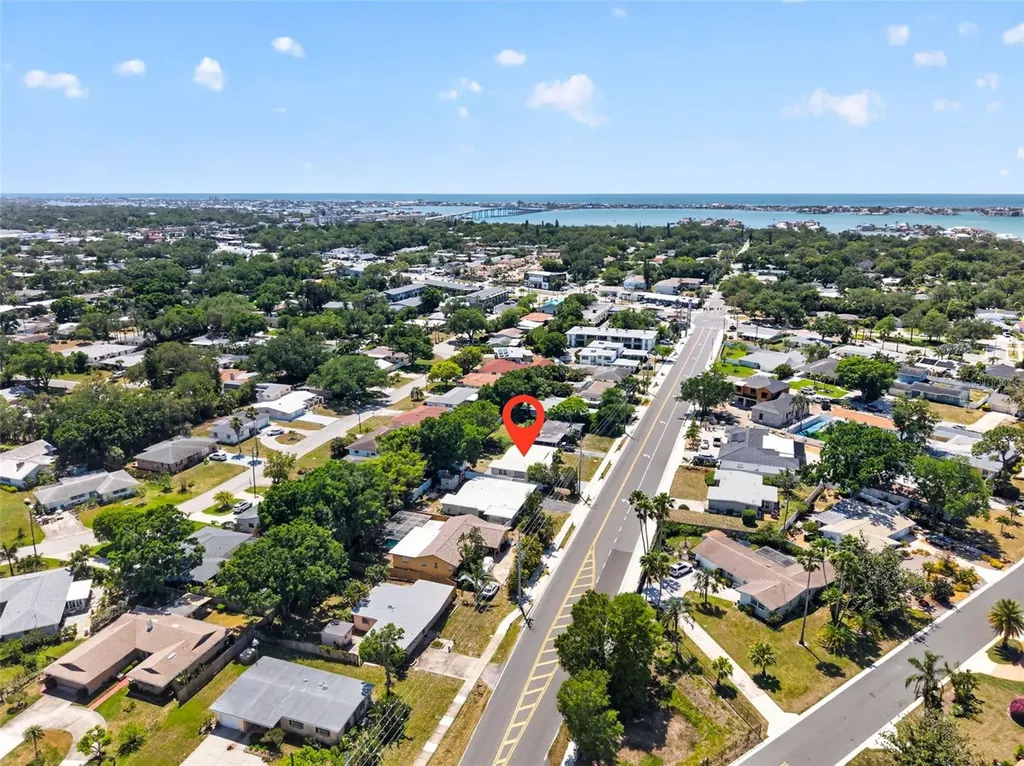 605 Mehlenbacher Road Belleair Bluffs FL 33770
