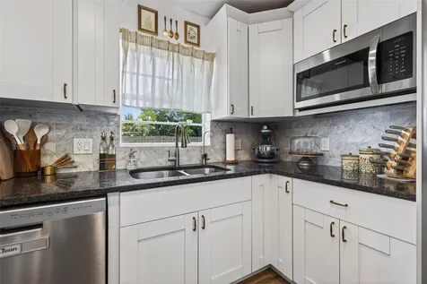 605 Mehlenbacher Road Belleair Bluffs FL 33770