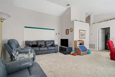 1670 E Spring Ridge Circle Winter Garden FL 34787