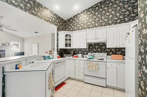 1670 E Spring Ridge Circle Winter Garden FL 34787