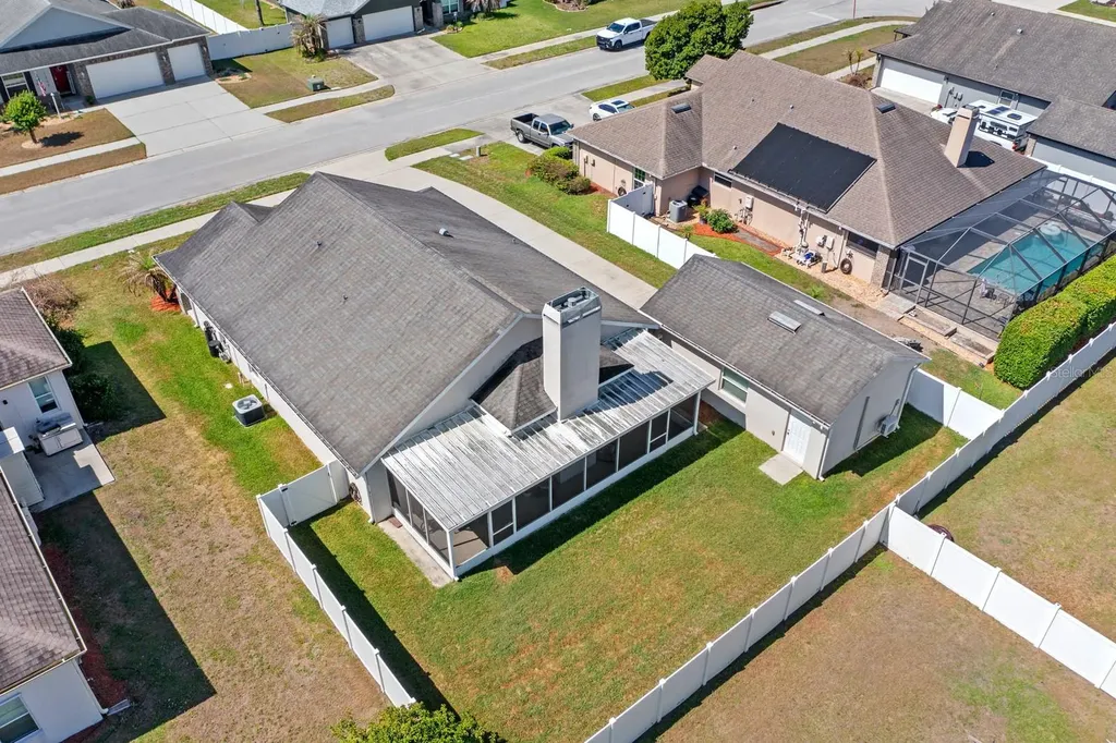 1206 Spotted Lilac Lane Plant City FL 33563