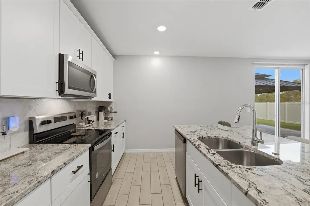 2424 Whitetail Davenport FL 33837