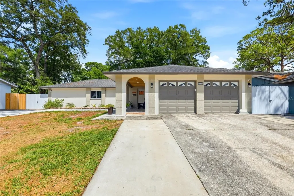 8331 W Pocahontas Avenue Tampa FL 33615