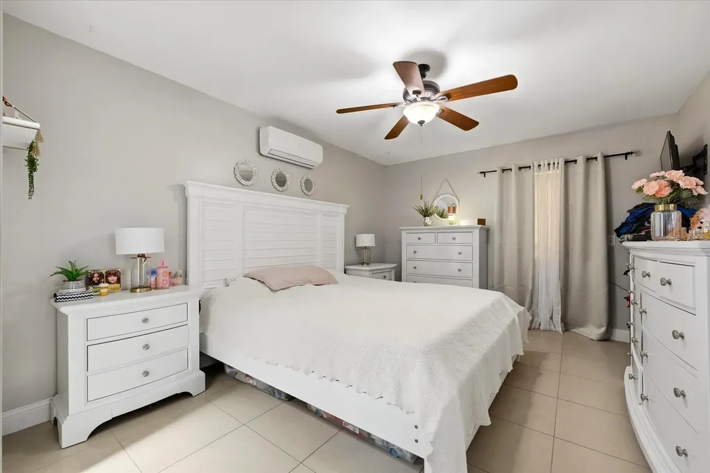 8331 W Pocahontas Avenue Tampa FL 33615