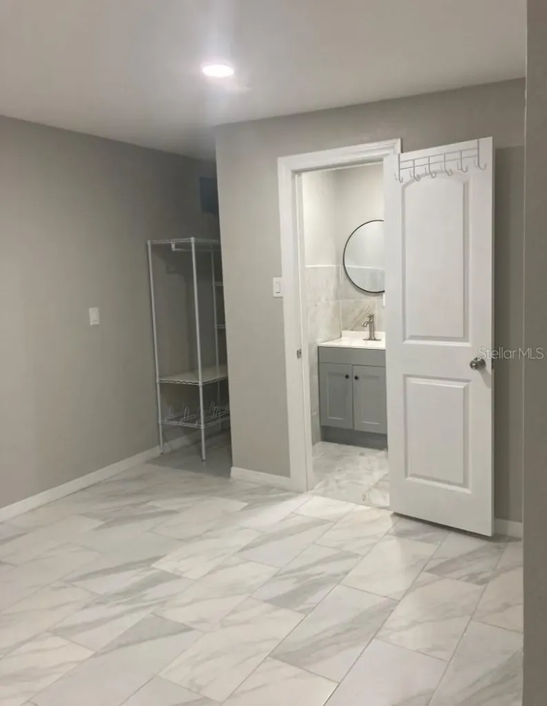 8331 W Pocahontas Avenue Tampa FL 33615