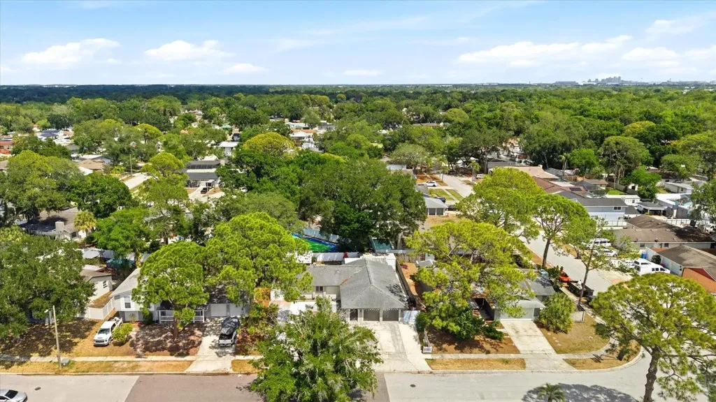 8331 W Pocahontas Avenue Tampa FL 33615
