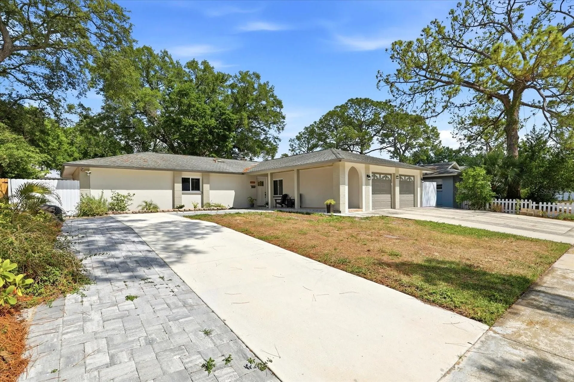 8331 W Pocahontas Avenue Tampa FL 33615