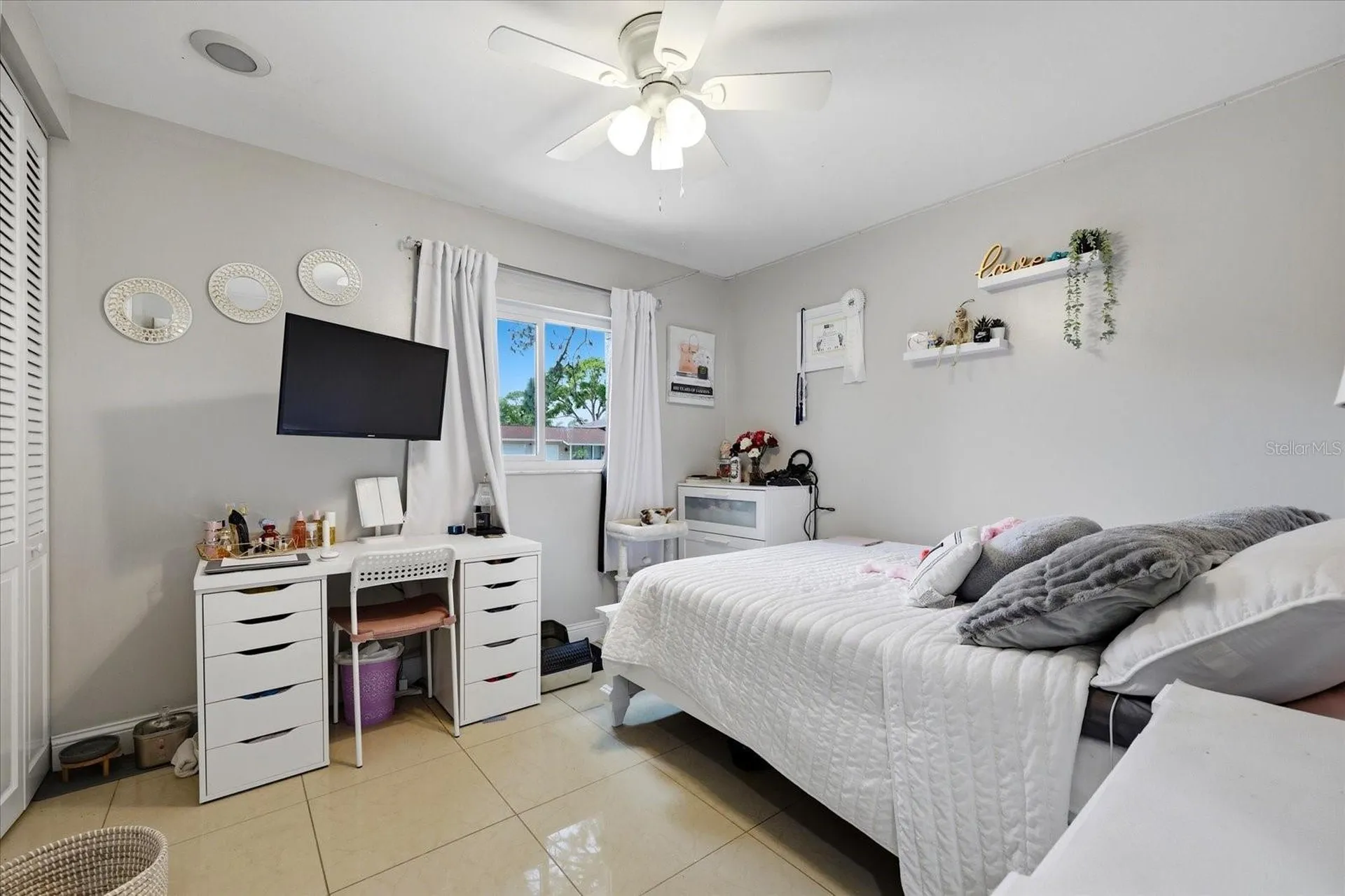 8331 W Pocahontas Avenue Tampa FL 33615
