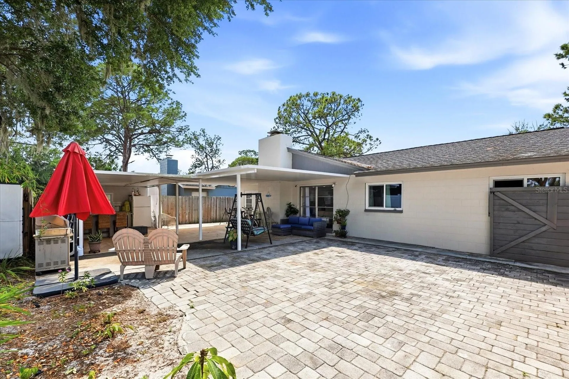 8331 W Pocahontas Avenue Tampa FL 33615