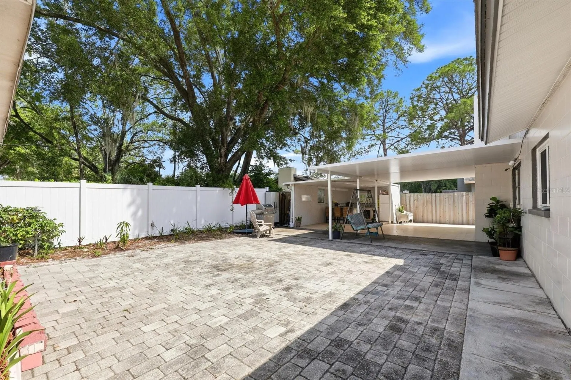 8331 W Pocahontas Avenue Tampa FL 33615