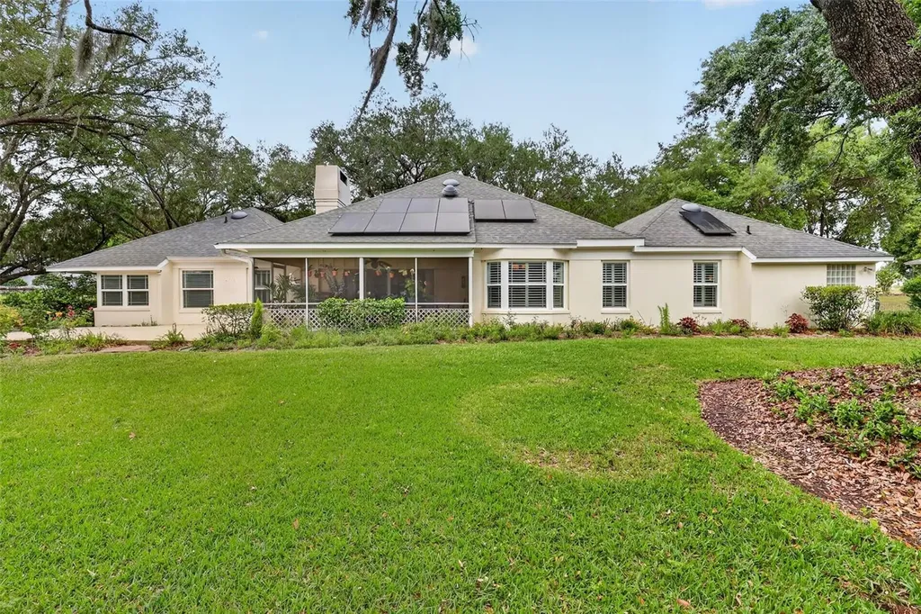 33746 Spring Drive Leesburg FL 34788