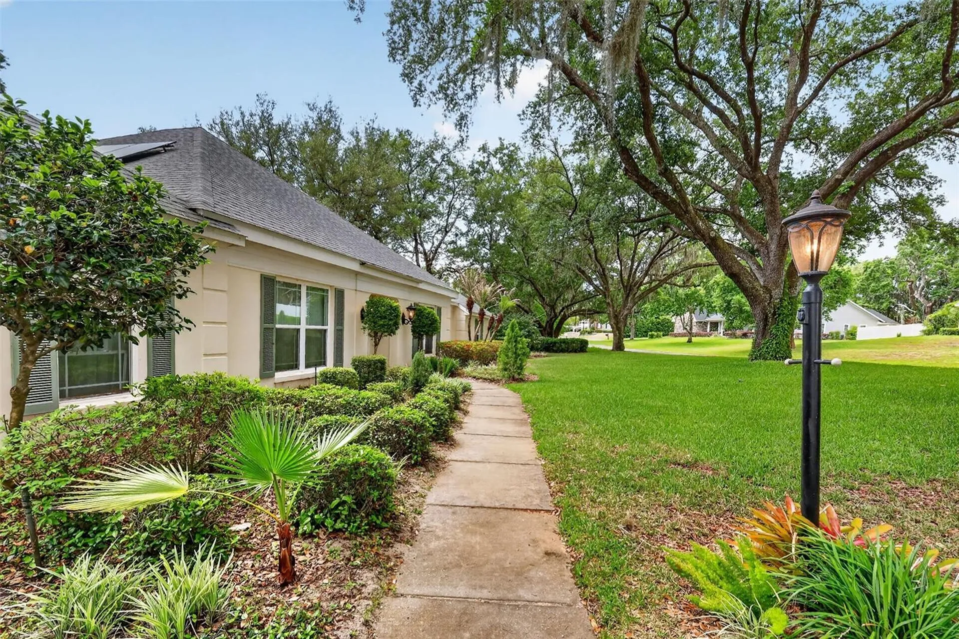 33746 Spring Drive Leesburg FL 34788