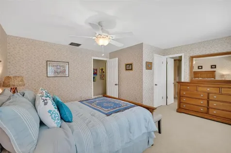 33746 Spring Drive Leesburg FL 34788