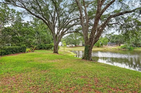 33746 Spring Drive Leesburg FL 34788