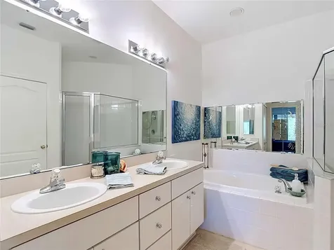19180 Lake Audubon Drive Tampa FL 33647